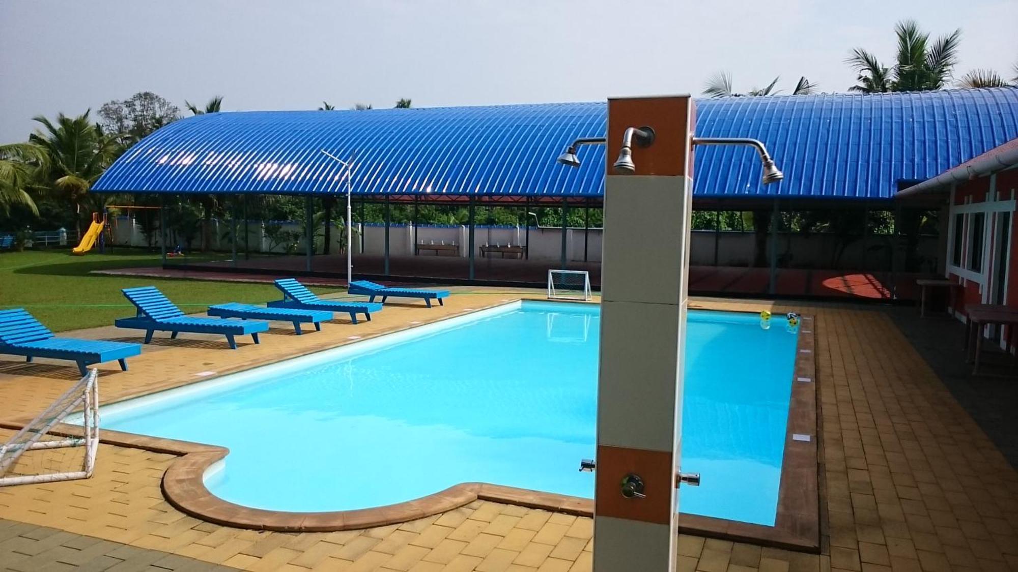 Blue Waters Cherai Cherai Beach Exterior foto